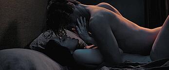 Actress - Dove Cameron: Movie - 56 Days